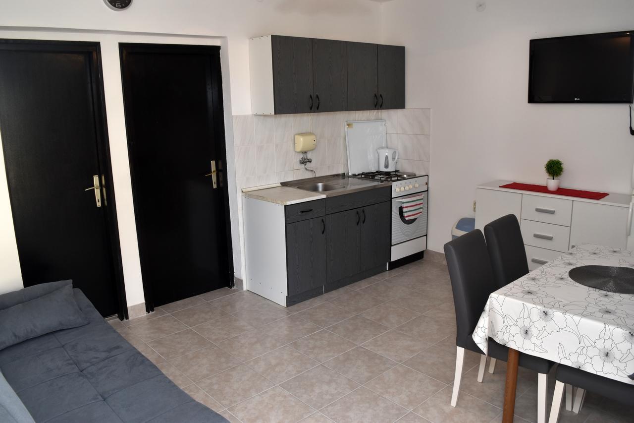 Apartments Oresic Vir Extérieur photo